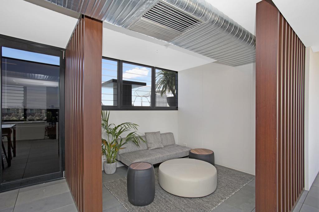 Apartamento ☆ Heart Of St Kilda ☆ Infinity Pool+Parking+Wifi Melburne Exterior foto